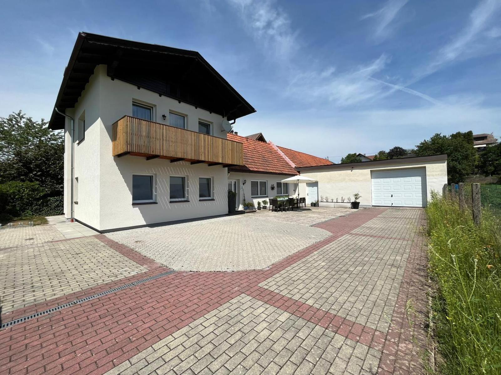 Danner Familien-Ferienwohnungen Schörfling am Attersee Exterior foto